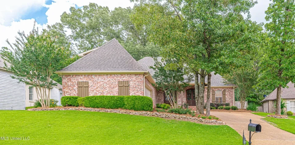 130 Covey Run, Madison, Mississippi property photo 2