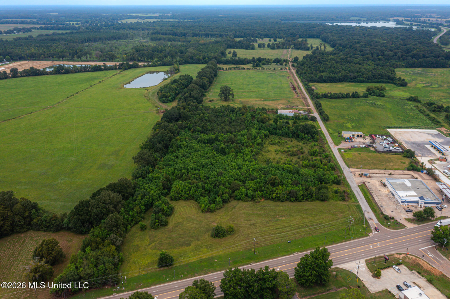 Highway 22 property photo 6