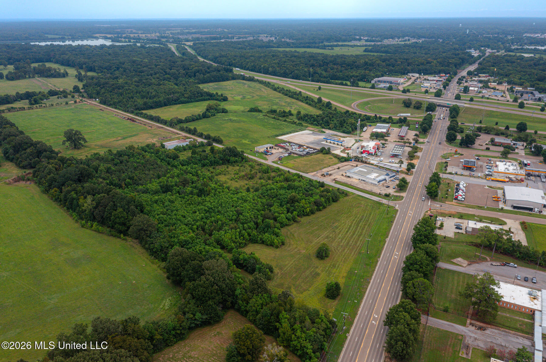 Highway 22 property photo 7