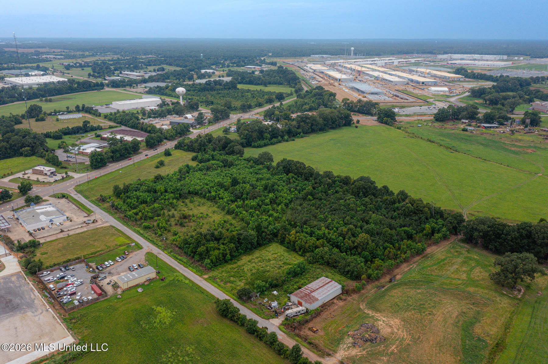 Highway 22 property photo 11