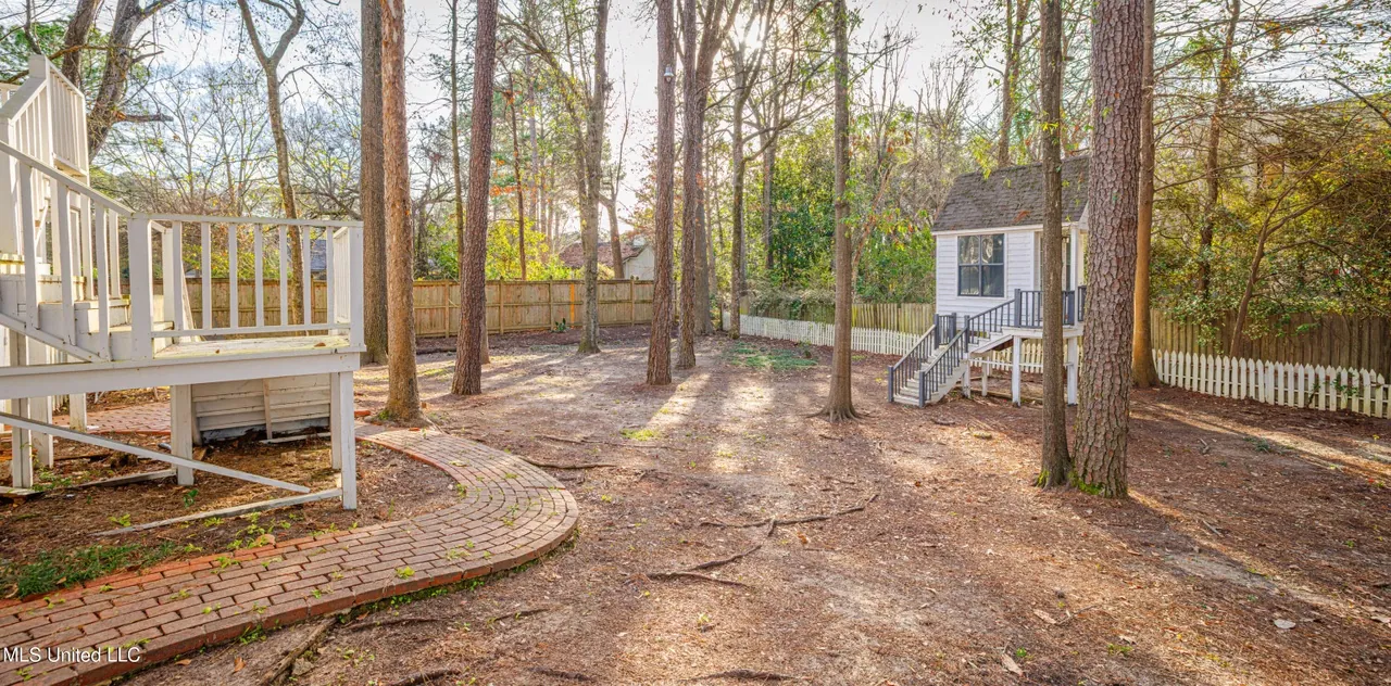 1990 Petit Bois St N, Jackson, Mississippi property photo 4