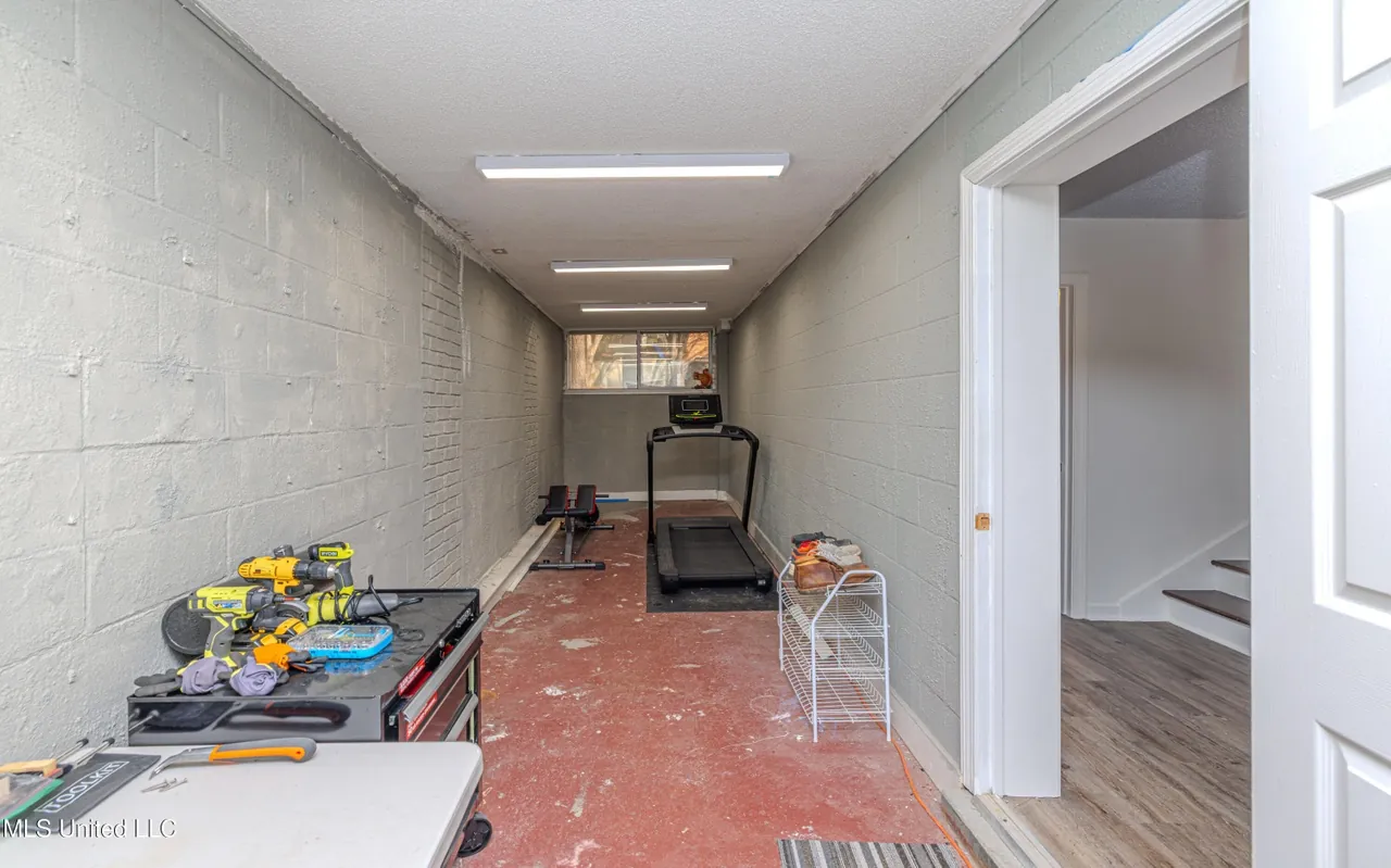 1990 Petit Bois St N, Jackson, Mississippi property photo 35
